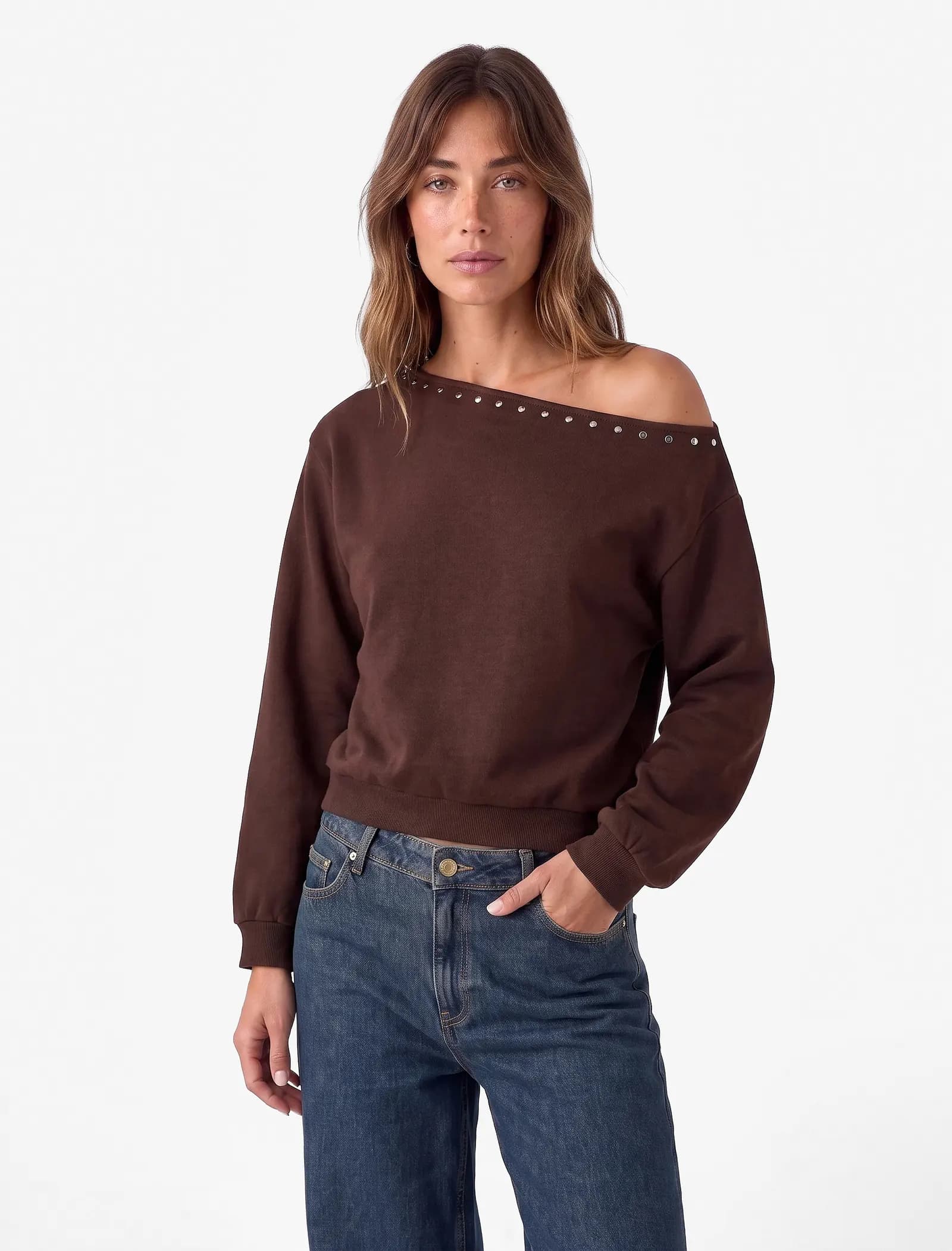 Uzun Kollu Zımbalı Asimetrik Kayık Yaka Omzu Açık Sweatshirt