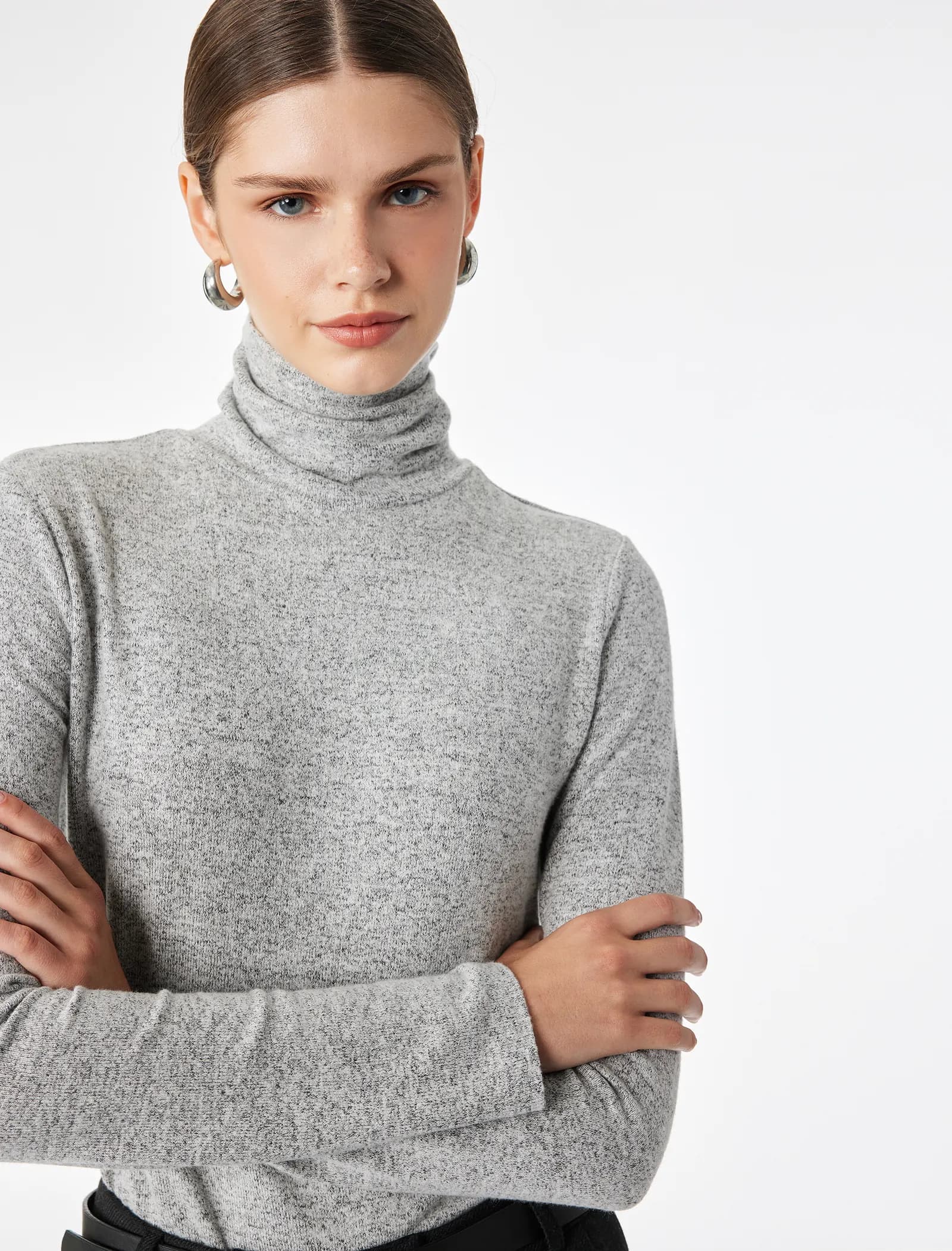 Slim Fit Balıkçı Yaka Uzun Kollu Tişört